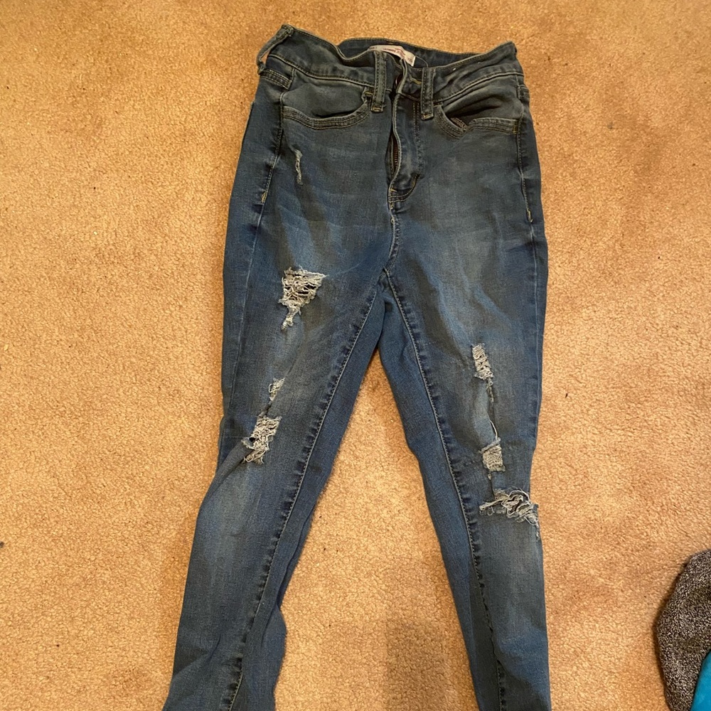 SO ripped skinny jeans